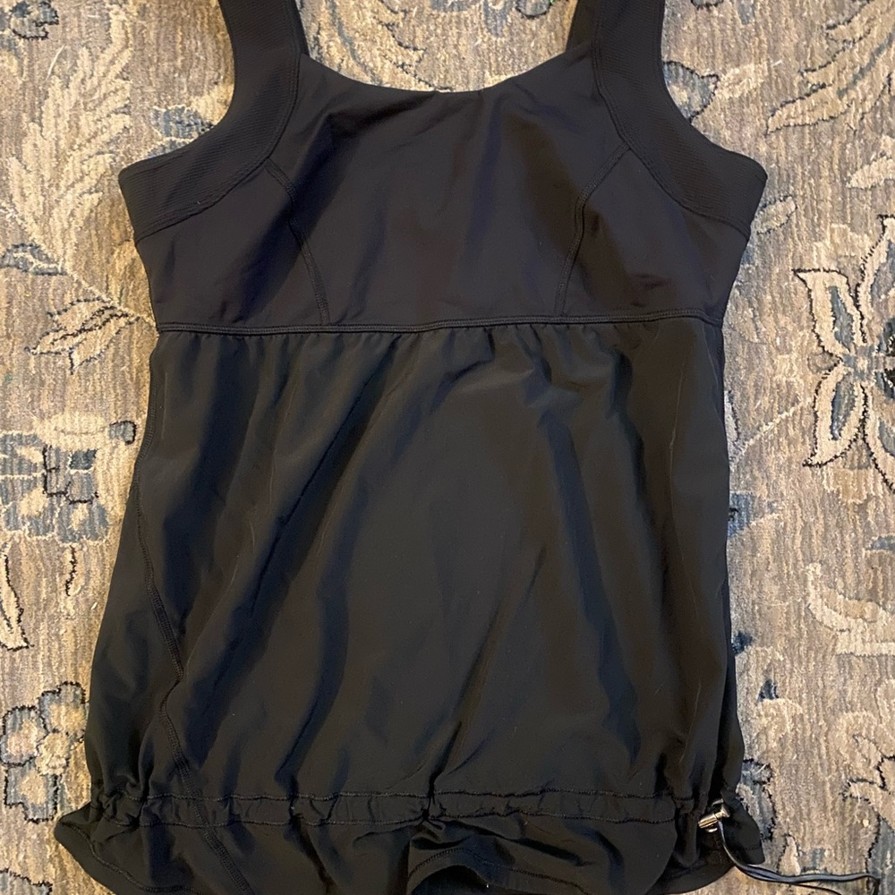 Lululemon top